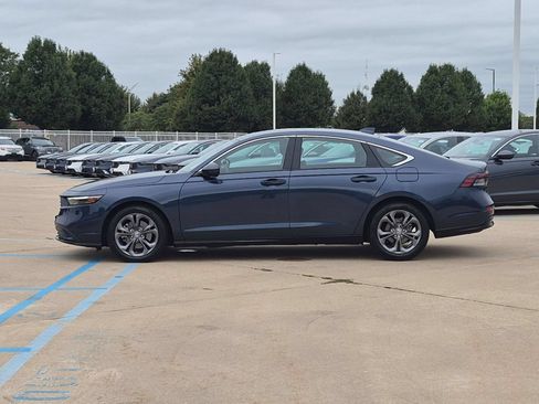 Used 2025 Honda Accord EX-L image 9