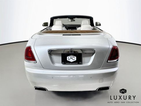 Used 2016 Rolls-Royce Dawn RWD image 7