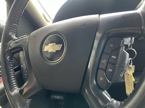 Used 2008 Chevrolet Avalanche LT w/ LT Preferred Equipment Group image 17