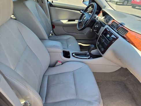 Used 2011 Chevrolet Impala LT w/ Luxury Edition Package FWD image 21