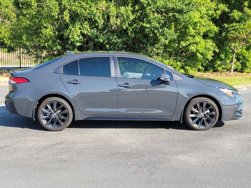 Certified 2025 Toyota Corolla SE w/ Convenience Package image 8