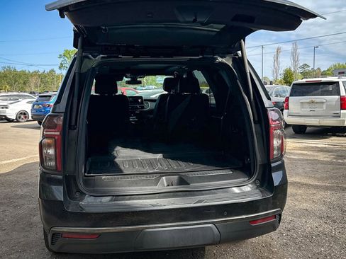 Used 2022 Chevrolet Tahoe Z71 w/ Luxury Package image 7