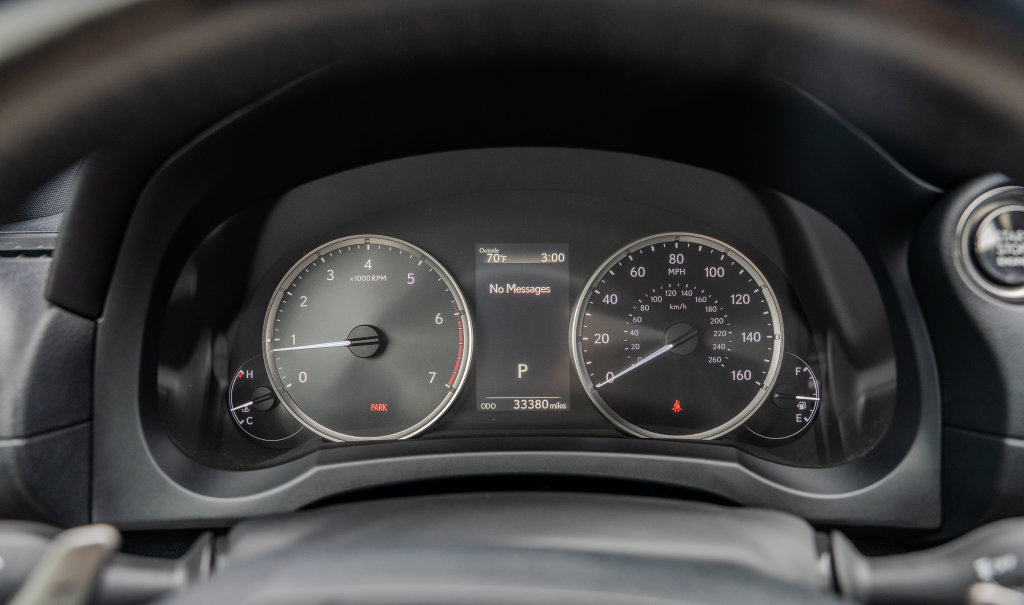 Used 2024 Lexus IS 300 w/ Comfort Package RWD image 9
