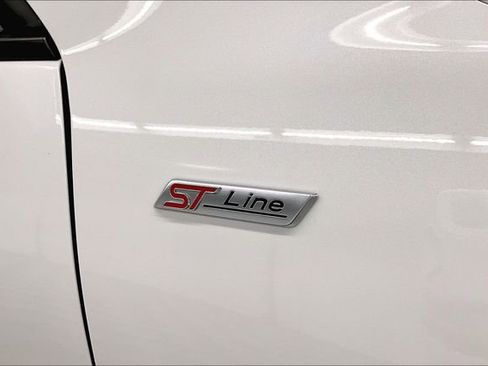 Used 2023 Ford Escape ST-Line Elite image 34