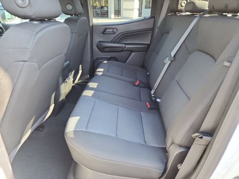 New 2026 Chevrolet Colorado W/T image 15