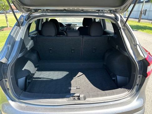 Used 2021 Nissan Rogue Sport S FWD image 19