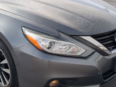 Used 2018 Nissan Altima 2.5 SV image 10