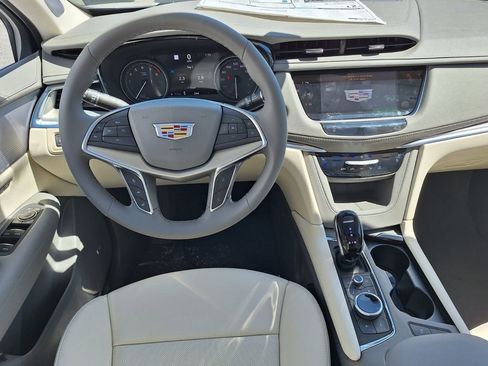New 2026 Cadillac XT5 Premium Luxury w/ Driver Assist Package image 10