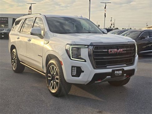 Used 2021 GMC Yukon AT4 w/ Technology Package image 3
