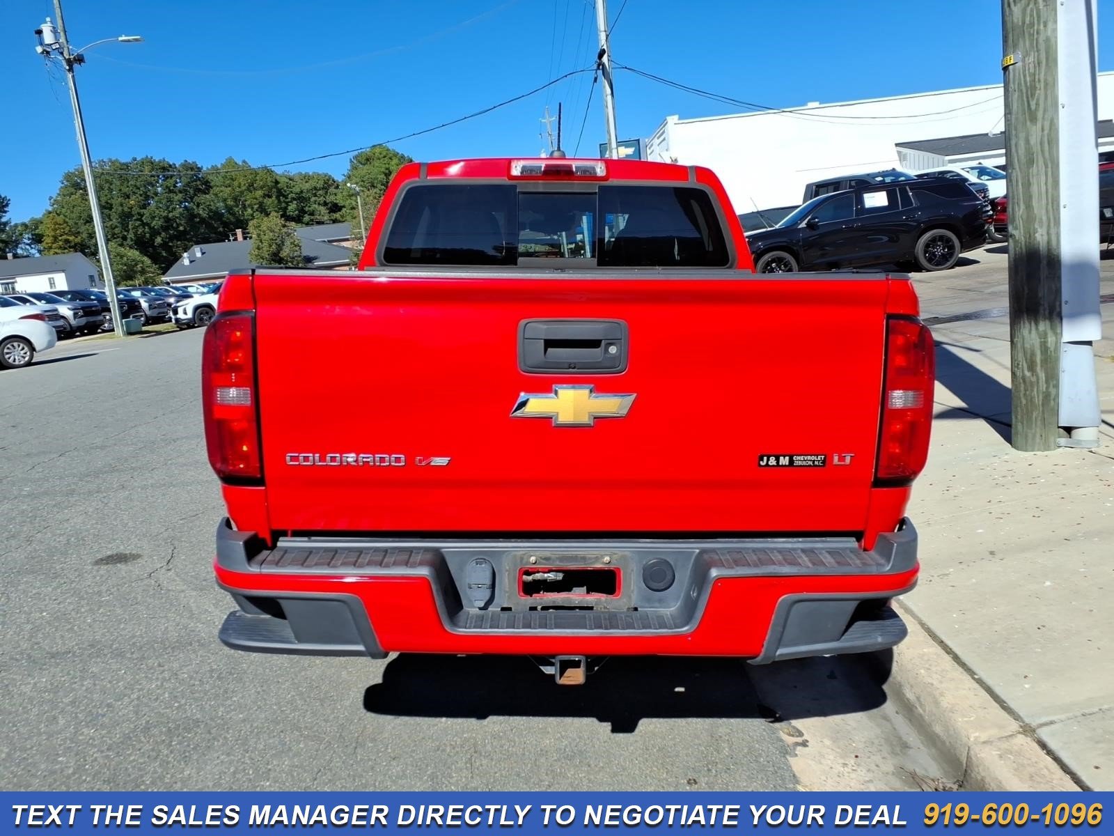 Used 2018 Chevrolet Colorado LT w/ LT Convenience Package RWD image 4