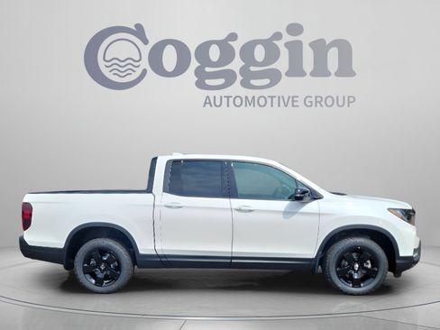Certified 2026 Honda Ridgeline Black Edition image 6