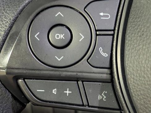 Used 2023 Toyota Corolla LE image 14