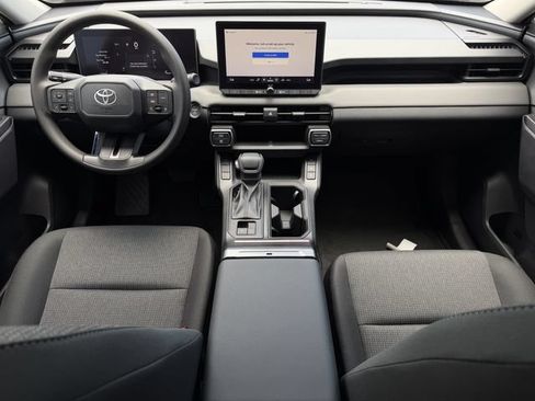 Used 2026 Toyota RAV4 LE AWD/4WD image 11