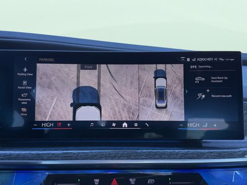 Used 2023 BMW 740i image 73