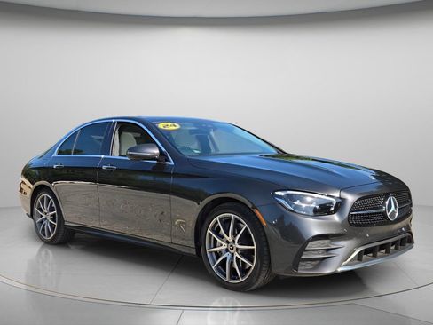 Used 2023 Mercedes-Benz E 450 4MATIC Sedan image 9
