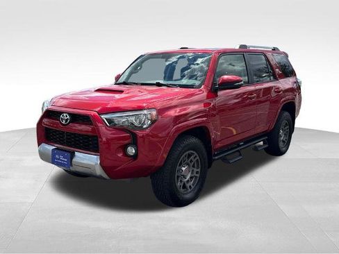 Used 2018 Toyota 4Runner TRD Off-Road Premium w/ TRD Performance Package AWD/4WD image 2