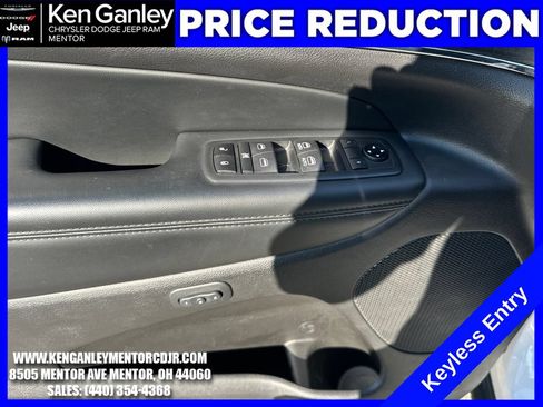Used 2021 Jeep Grand Cherokee Limited AWD/4WD image 13