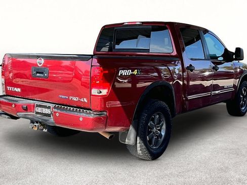 Used 2014 Nissan Titan PRO-4X AWD/4WD image 2