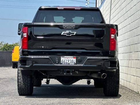 Certified 2024 Chevrolet Silverado 2500 Custom w/ Custom Value Package AWD/4WD image 5