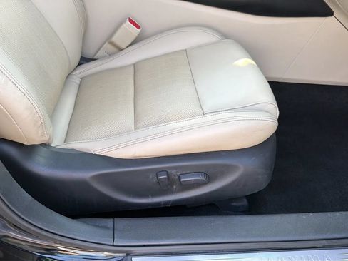 Used 2018 Nissan Maxima 3.5 SL FWD image 23