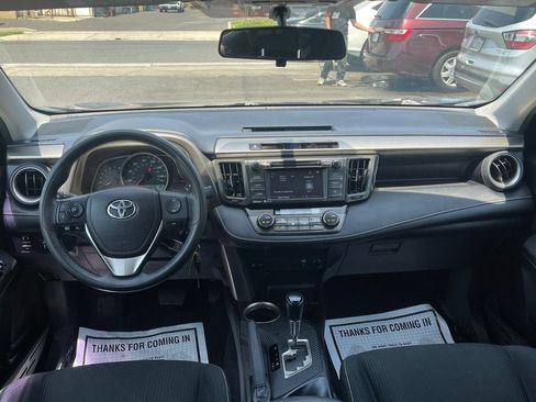 Used 2015 Toyota RAV4 XLE AWD/4WD image 20
