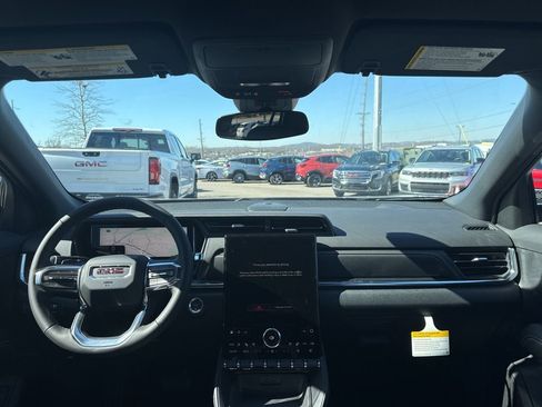 New 2026 GMC Terrain Elevation w/ Elevation Premium Package FWD image 28