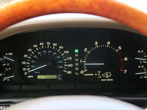 Used 2001 Lexus LX 470 4WD image 38