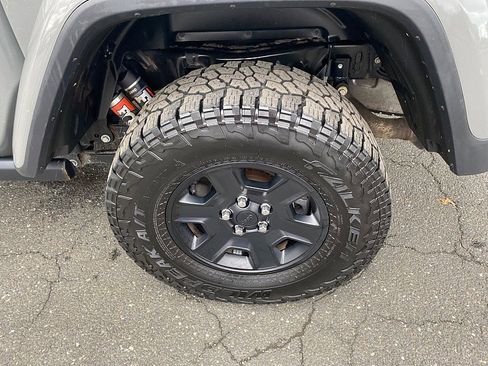 Used 2021 Jeep Gladiator Mojave image 13