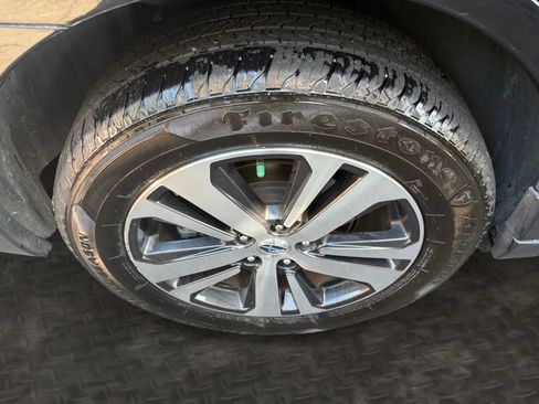 Used 2018 Subaru Outback 2.5i Limited AWD/4WD image 41