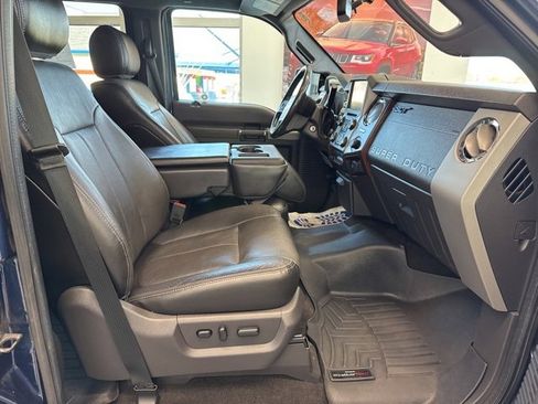 Used 2015 Ford F250 Lariat w/ Lariat Ultimate Package image 12
