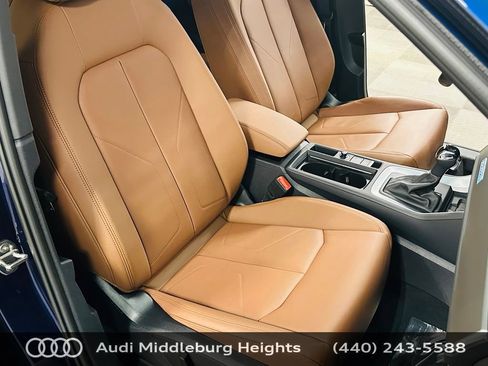 Certified 2025 Audi Q3 2.0T Premium Plus w/ Premium Plus Package AWD/4WD image 28
