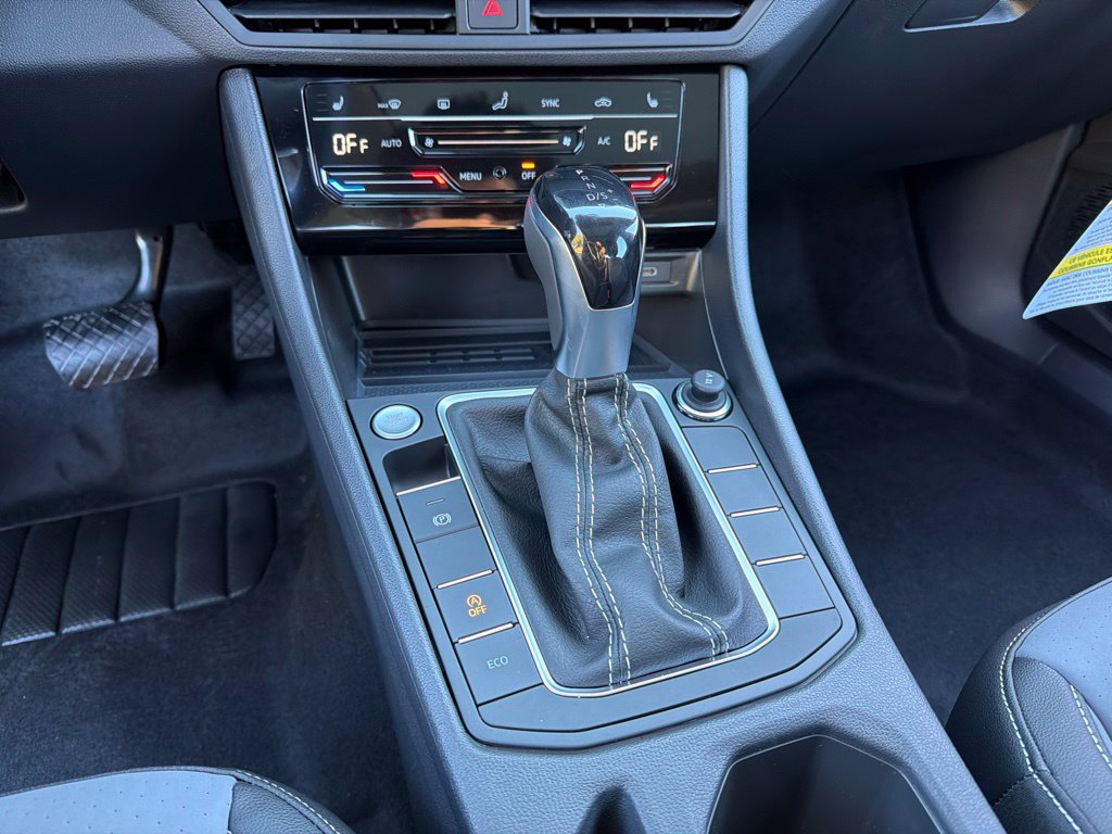 New 2027 Volkswagen Jetta SE FWD image 12