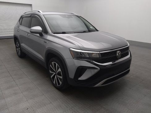 Used 2023 Volkswagen Taos SE image 13