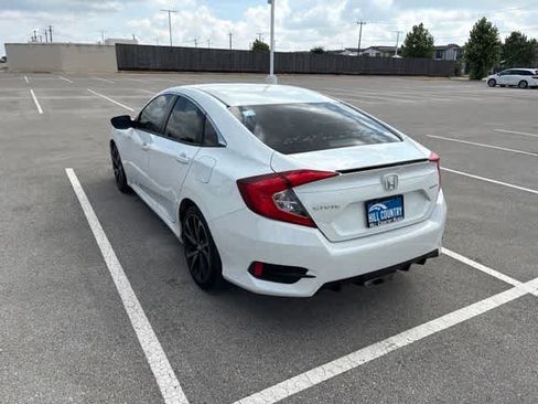 Used 2020 Honda Civic Sport image 3