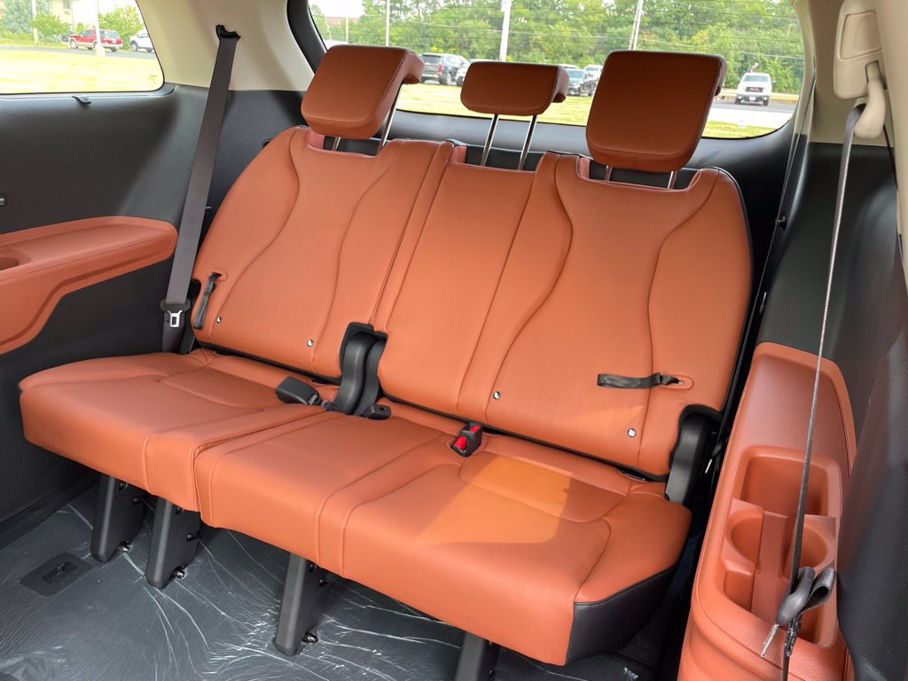 New 2027 Kia Carnival SX FWD image 14