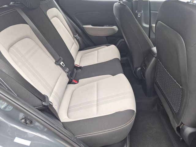 Used 2025 Hyundai Venue SEL FWD image 29