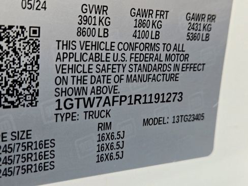 Used 2024 GMC Savana 2500 w/ Driver Convenience Package image 27