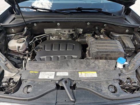 Used 2024 Volkswagen Atlas SEL Premium R-Line AWD/4WD image 31