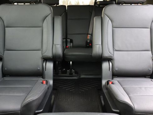 Used 2025 Chevrolet Suburban Z71 w/ Z71 Off-Road Package image 46