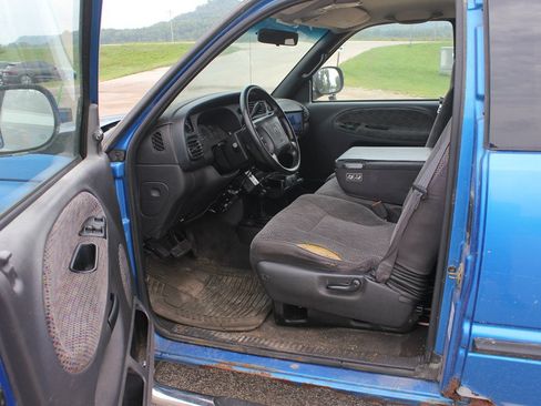 Used 2001 Dodge Ram 1500 Truck 4x4 Quad Cab image 9