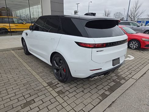 Used 2025 Land Rover Range Rover Sport Autobiography image 7