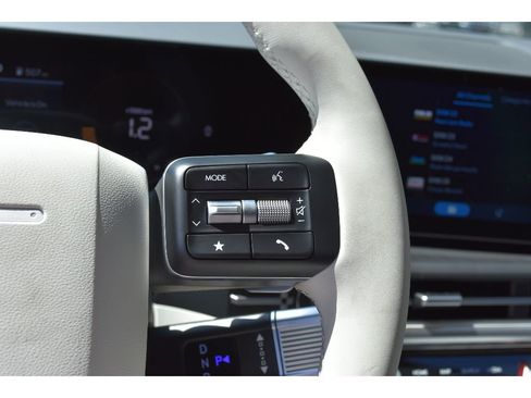 New 2025 Hyundai Santa Fe SEL image 21