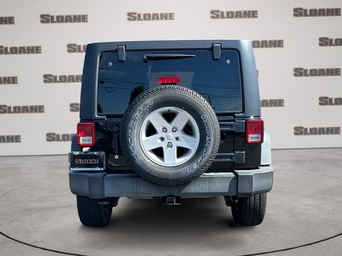 Used 2017 Jeep Wrangler Unlimited Sport w/ Quick Order Package 24S AWD/4WD image 4