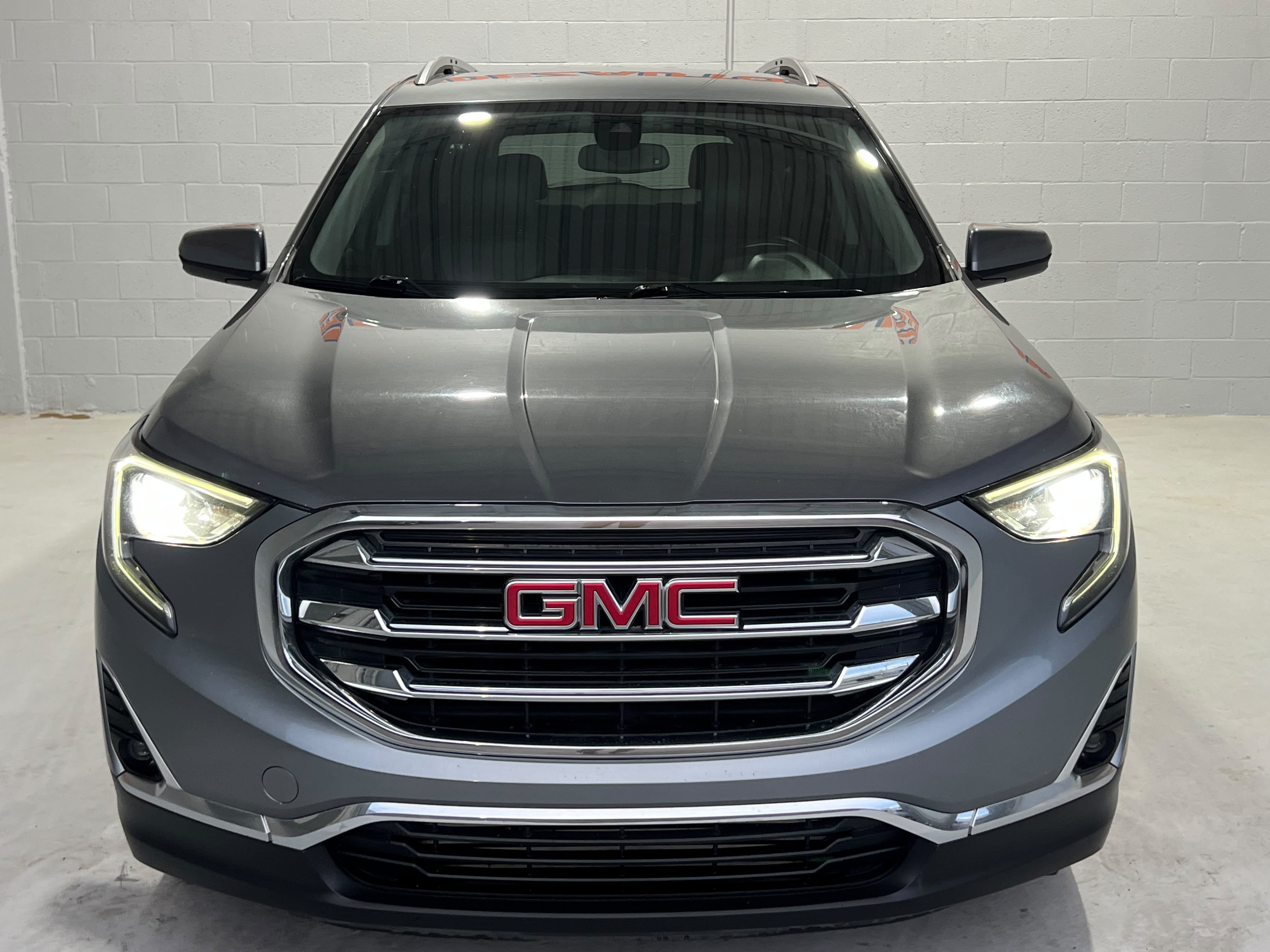 Used 2020 GMC Terrain SLT FWD image 9