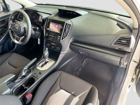 Used 2022 Subaru Impreza 2.0i Premium image 27
