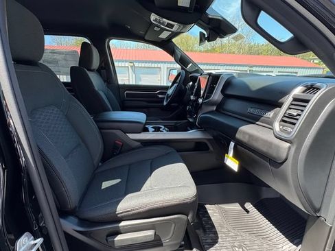 New 2026 RAM 1500 Big Horn AWD/4WD image 7