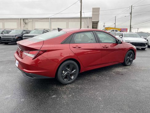 Certified 2021 Hyundai Elantra SEL image 5