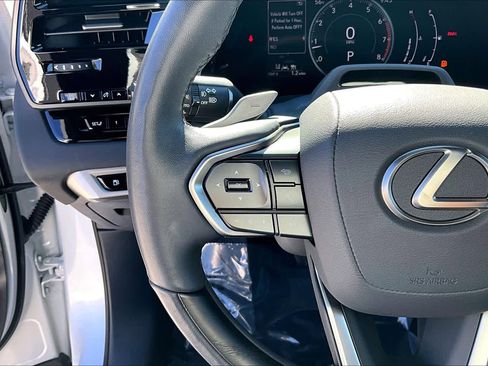 Used 2024 Lexus RX 350 Premium w/ Convenience Package image 22