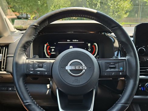 Certified 2023 Nissan Pathfinder Platinum AWD/4WD image 20
