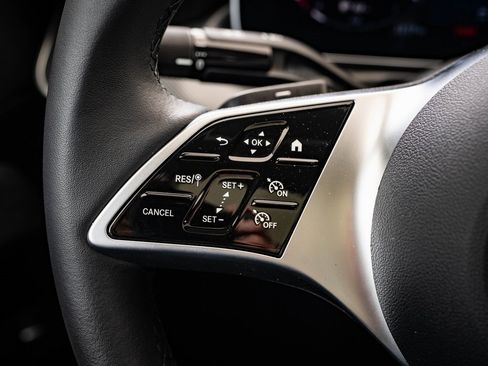 Used 2025 Mercedes-Benz C 300 C 300 image 25